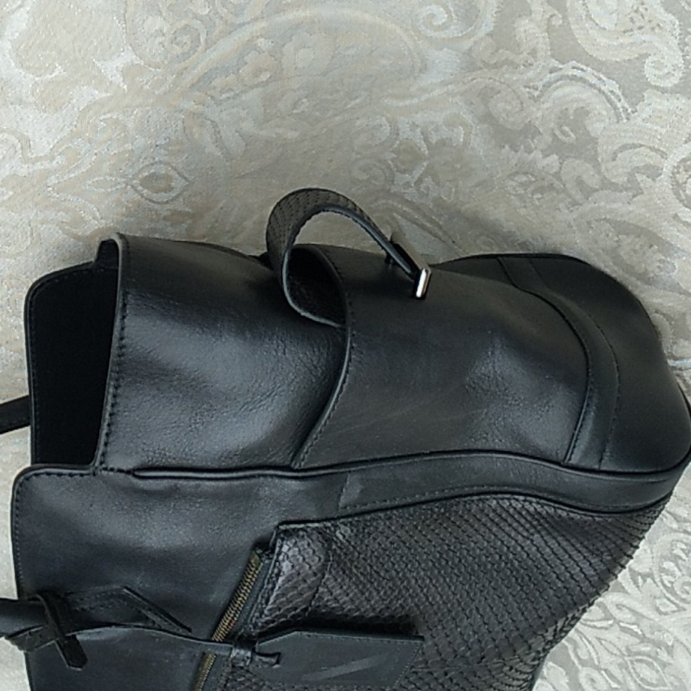 Reed Kraoff Leather Python Tote Bag - image 7